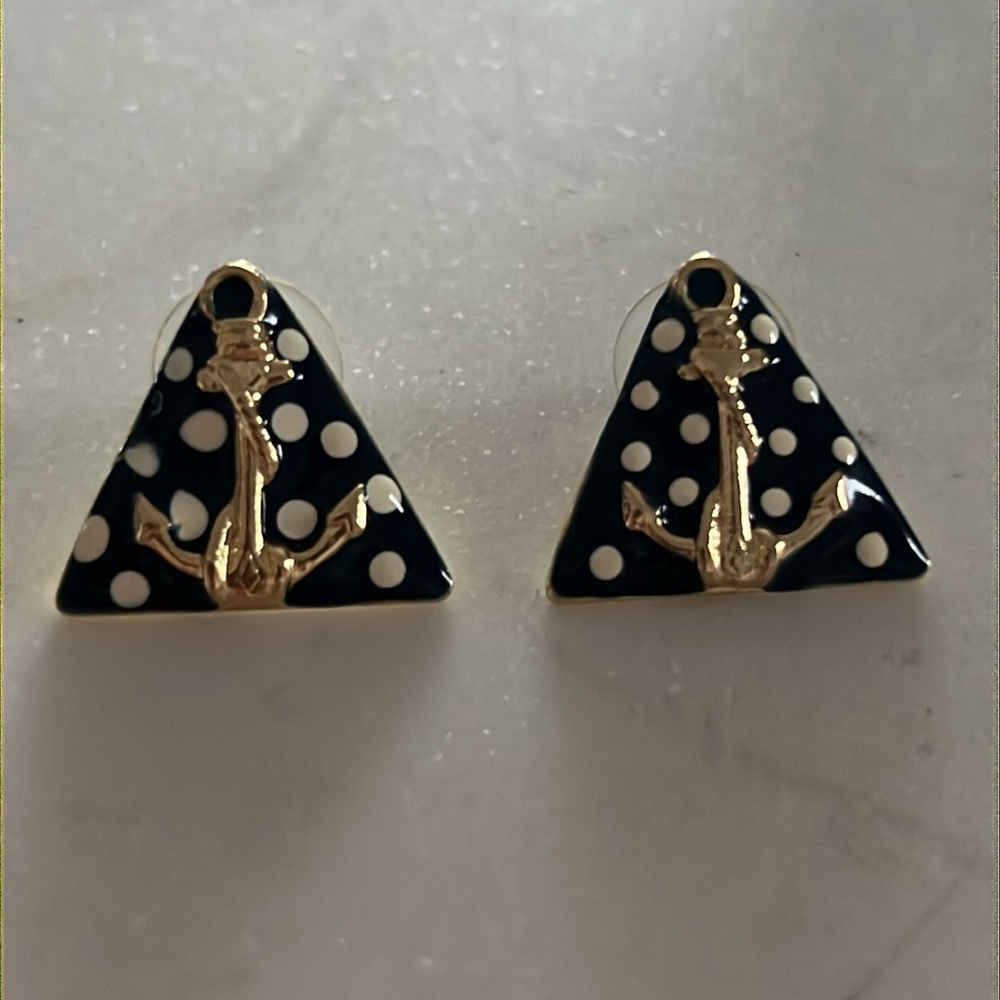 Don-Lin Vintage Anchor Triangle Shaped Earrings Enamel Navy Gold